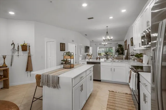 $4,000 | 6047 Ellerston Way, Unit 2121, Immokalee, FL 34142