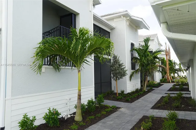 $3,000 | 6047 Ellerston Way, Unit 2121, Immokalee, FL 34142