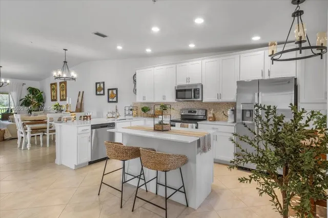 $4,000 | 6047 Ellerston Way, Unit 2121, Immokalee, FL 34142