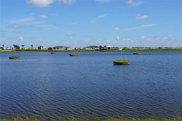 $4,000 | 6047 Ellerston Way, Unit 2121, Immokalee, FL 34142