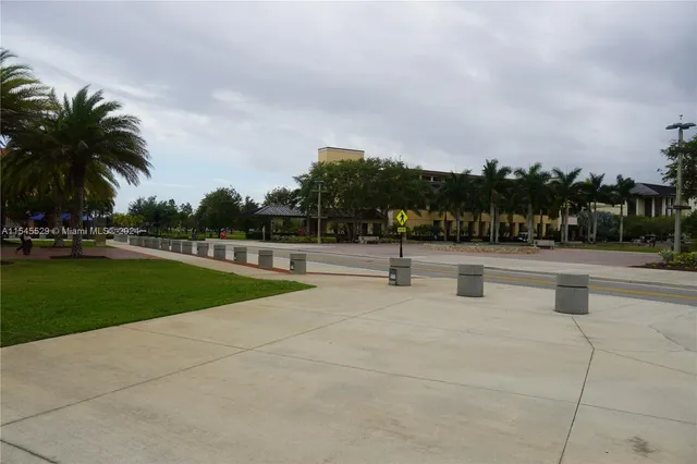 $4,000 | 6047 Ellerston Way, Unit 2121, Immokalee, FL 34142