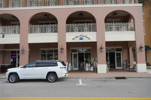 $4,000 | 6047 Ellerston Way, Unit 2121, Immokalee, FL 34142