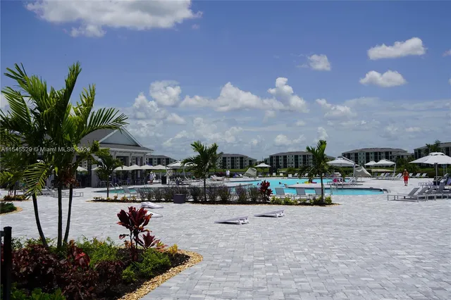 $4,000 | 6047 Ellerston Way, Unit 2121, Immokalee, FL 34142