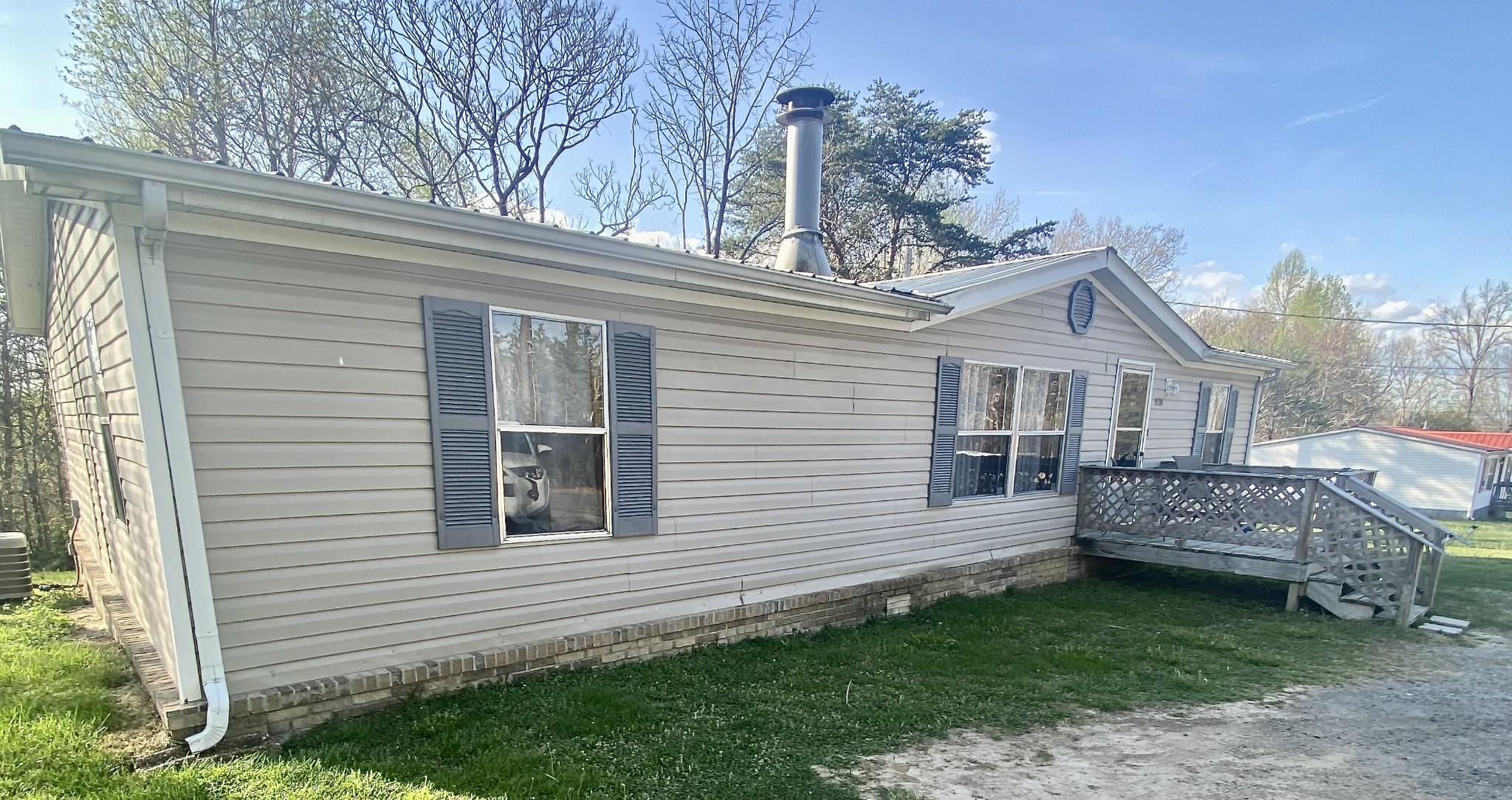 5138 Penthouse Road Cookeville, TN 38506 - Photo 1 of 6 a view of a house with a yard