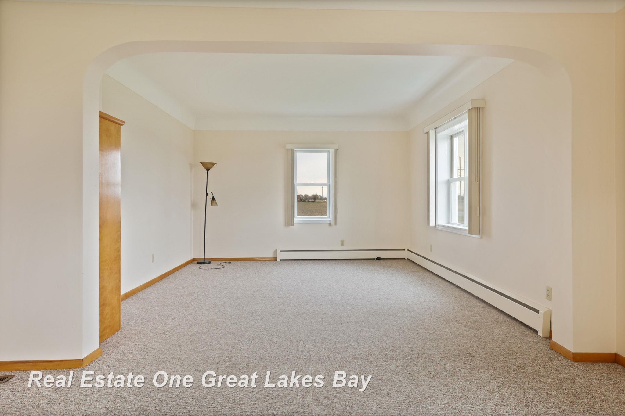 4060 Dickerson Road Akron, MI 48701 - Photo 9 of 62