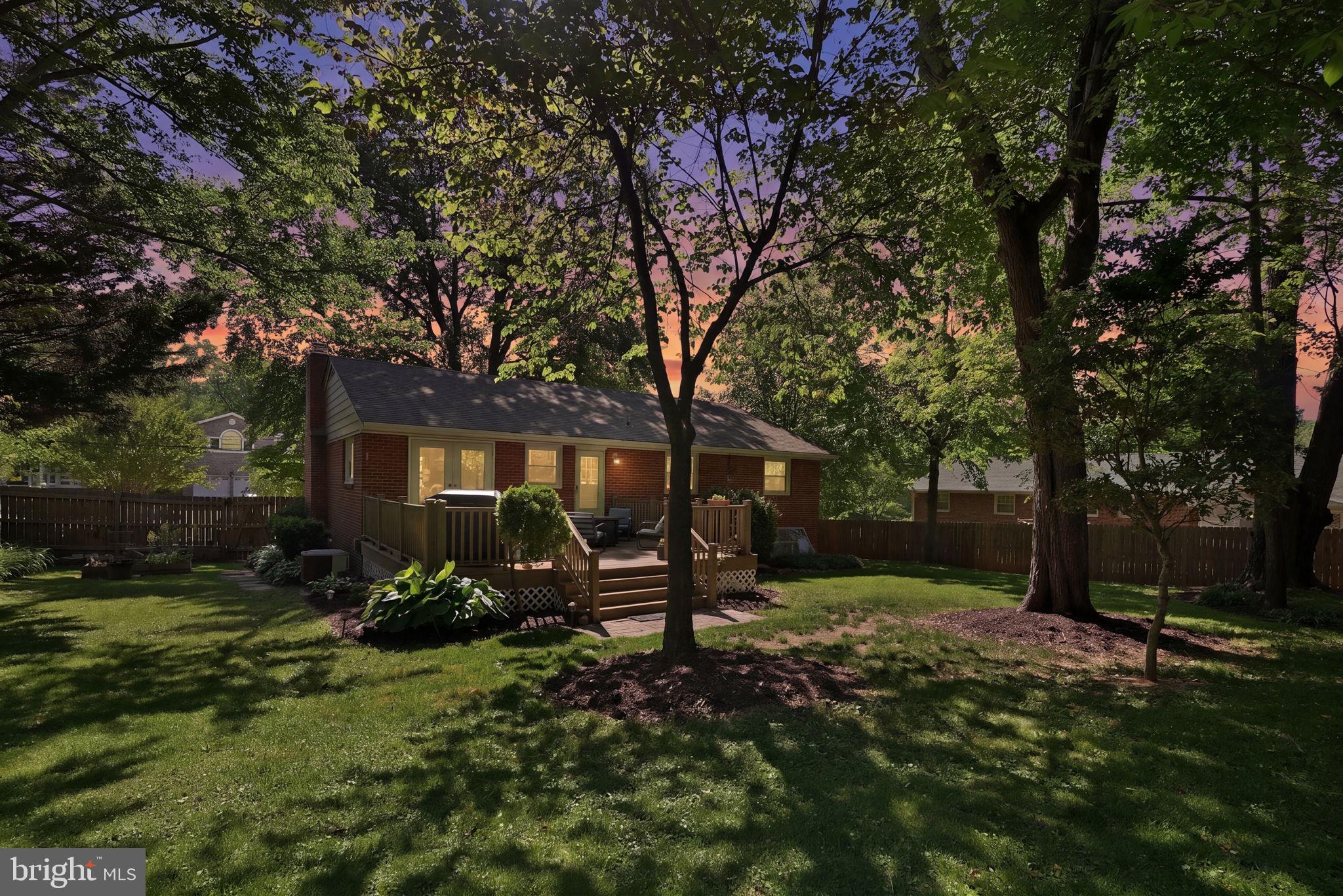 5414 Queensberry Avenue Springfield, VA 22151 - Photo 3 of 43