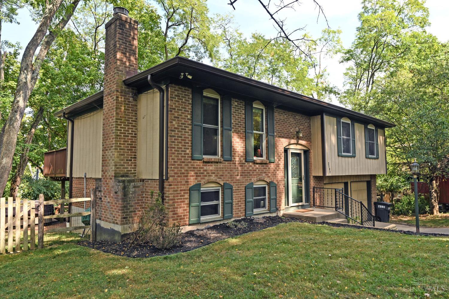 2590 Hunt Road Cincinnati, OH 45236 - Photo 4 of 59