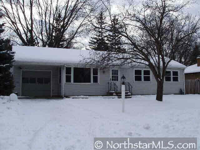 1158 Ruggles Street Roseville, MN 55113 - Photo 1 of 9