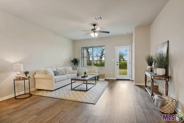 $1,700 | 2948 South Roth Avenue, Gonzales, LA 70737