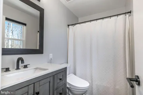 $465,000 | 11205 Surry Woods Court, Fredericksburg, VA 22407