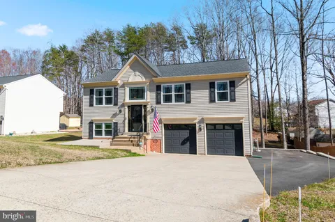 $465,000 | 11205 Surry Woods Court, Fredericksburg, VA 22407