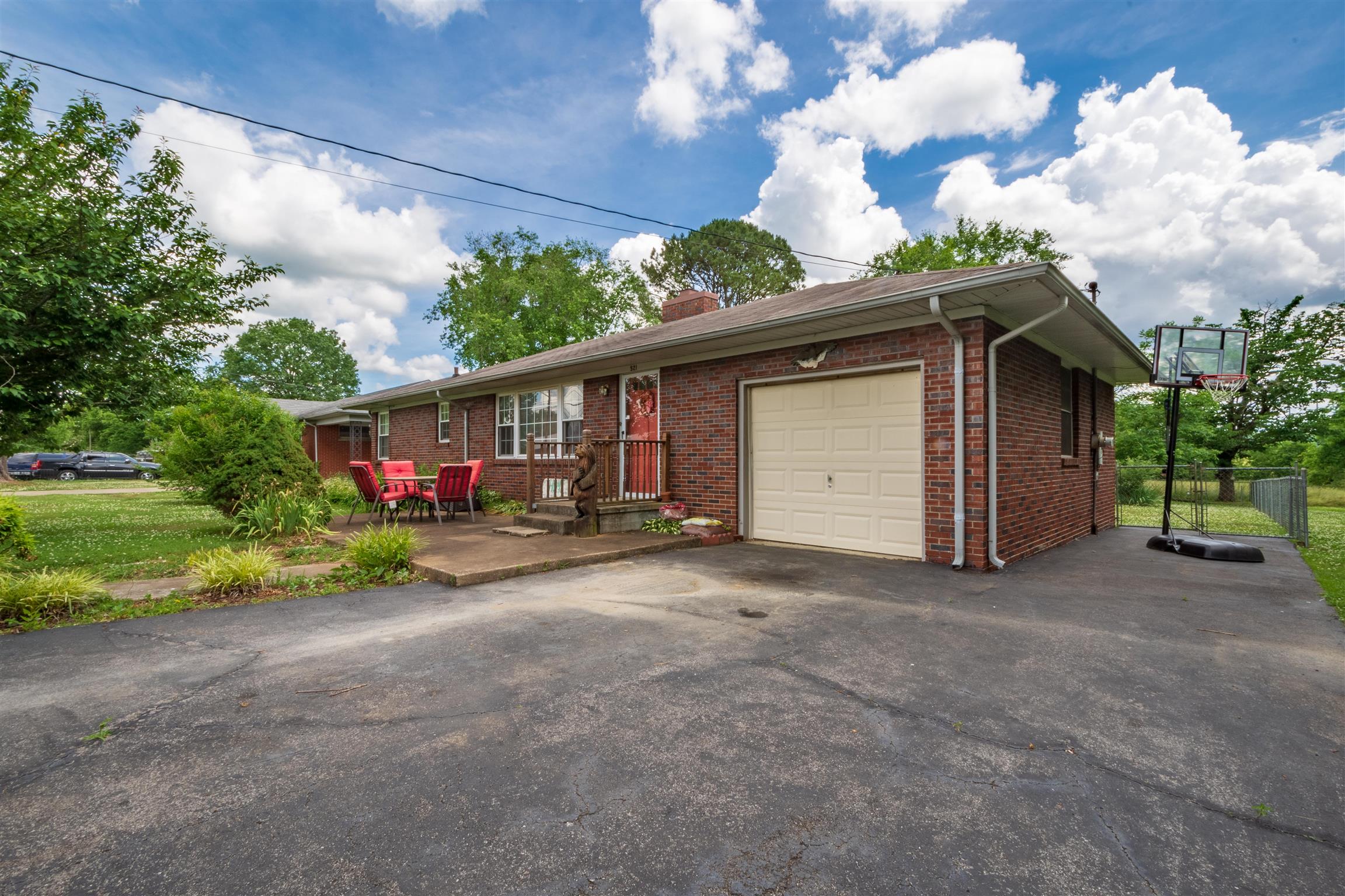 521 Magazine Road Pulaski, TN 38478 - Photo 2 of 28 Gallery Image 2