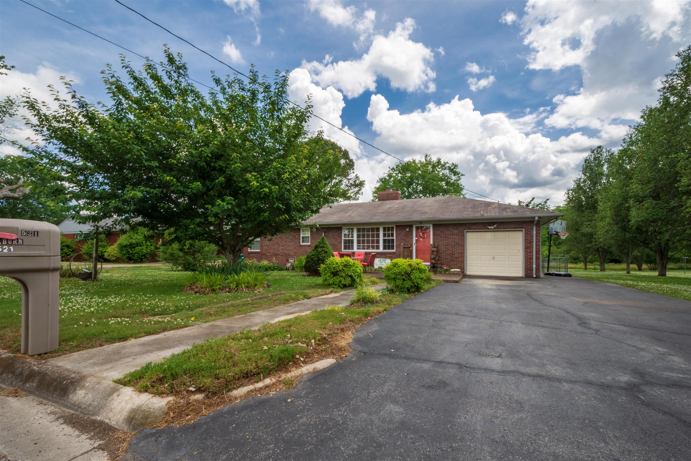 521 Magazine Road Pulaski, TN 38478 - Photo 3 of 28 Gallery Image 3