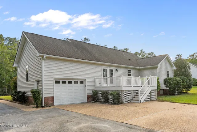 $320,000 | 1136 Town Creek Road Northeast, Leland, NC 28451
