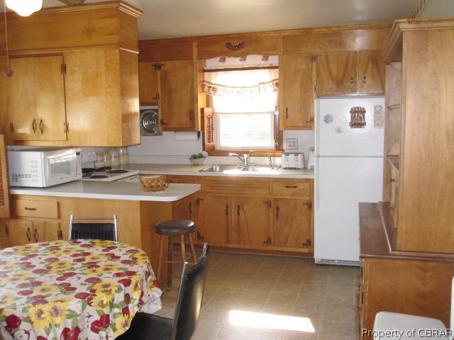 495 Whitehall Road Lancaster, VA 22503 - Photo 2 of 13