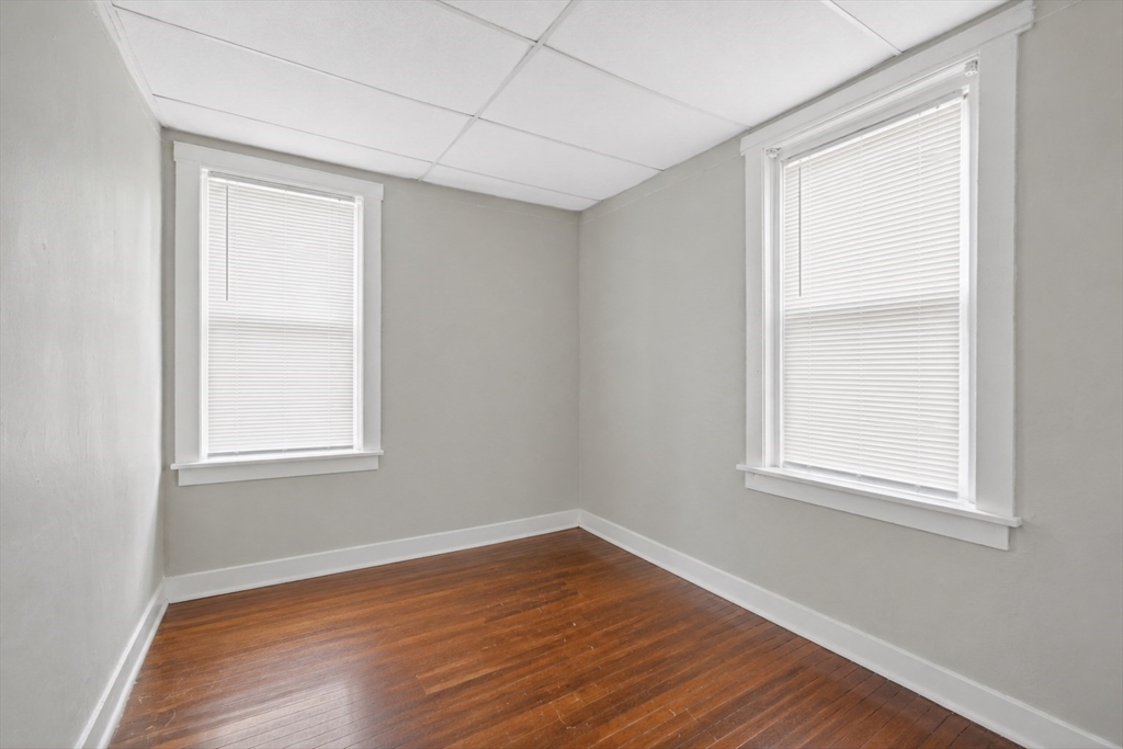 96 John Street Fall River, MA 02721 - Photo 28 of 40
