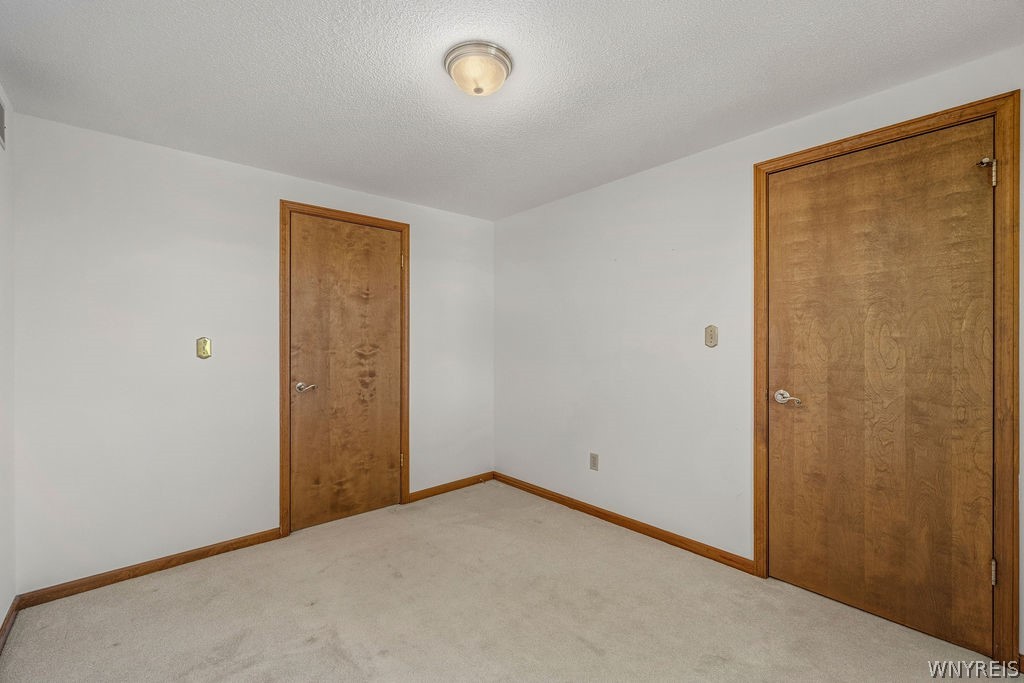 5788 Stone Road Lockport, NY 14094 - Photo 15 of 38