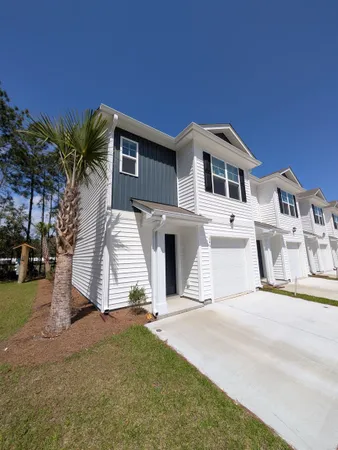 $2,100 | 644 Golden Resin Road, Conway, SC 29526