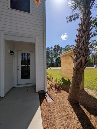 $2,100 | 644 Golden Resin Road, Conway, SC 29526