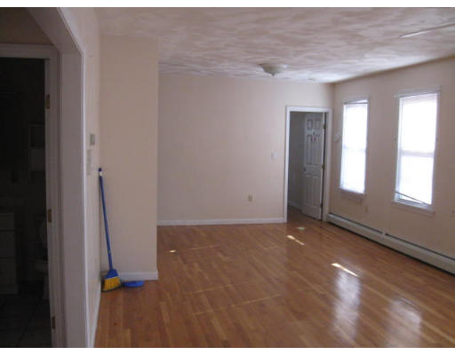 61 Shurtleff Street, Unit 5 Chelsea, MA 02150 - Photo 2 of 5