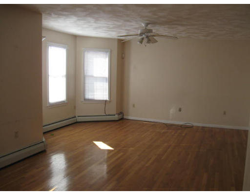 61 Shurtleff Street, Unit 5 Chelsea, MA 02150 - Photo 3 of 5