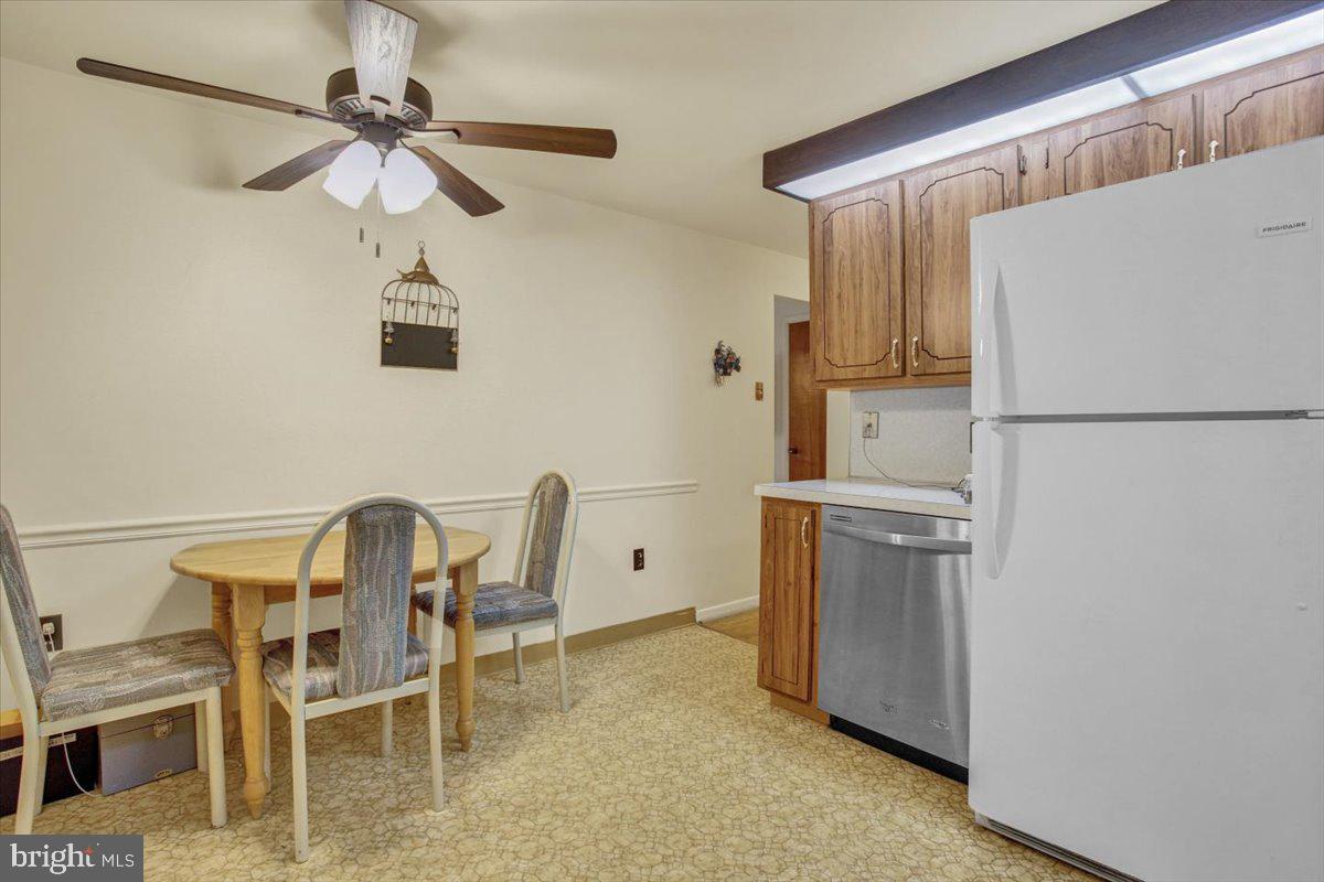 2604 Bilmar Road Reading, PA 19604 - Photo 11 of 23