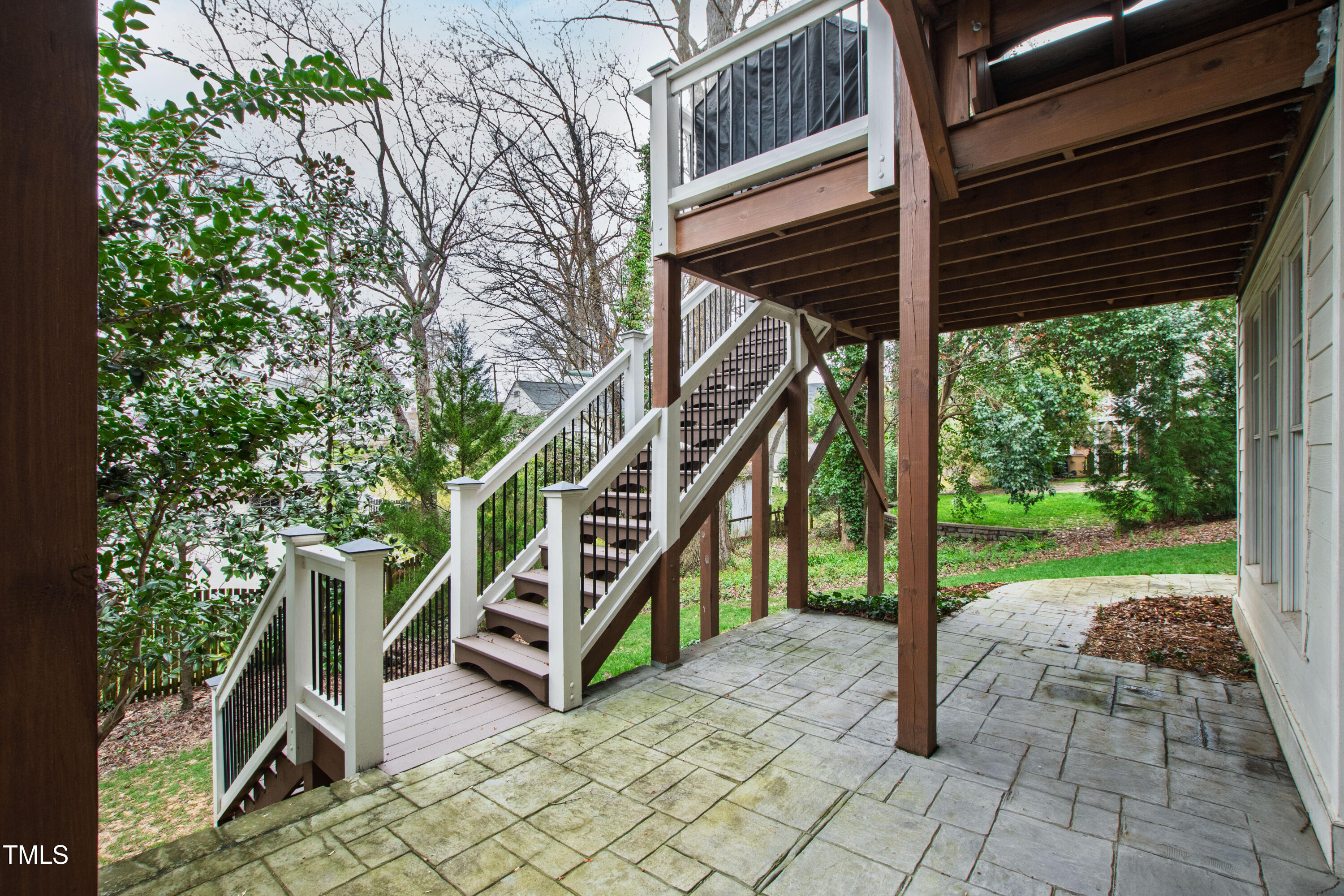 2635 Lakeview Drive Raleigh, NC 27608 - Photo 42 of 67 Lakeview (8)