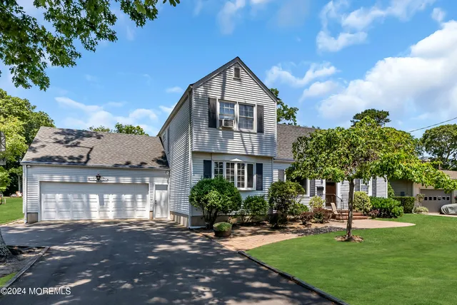 $2,400 | 295 Jerome Avenue, Oakhurst, NJ 07755