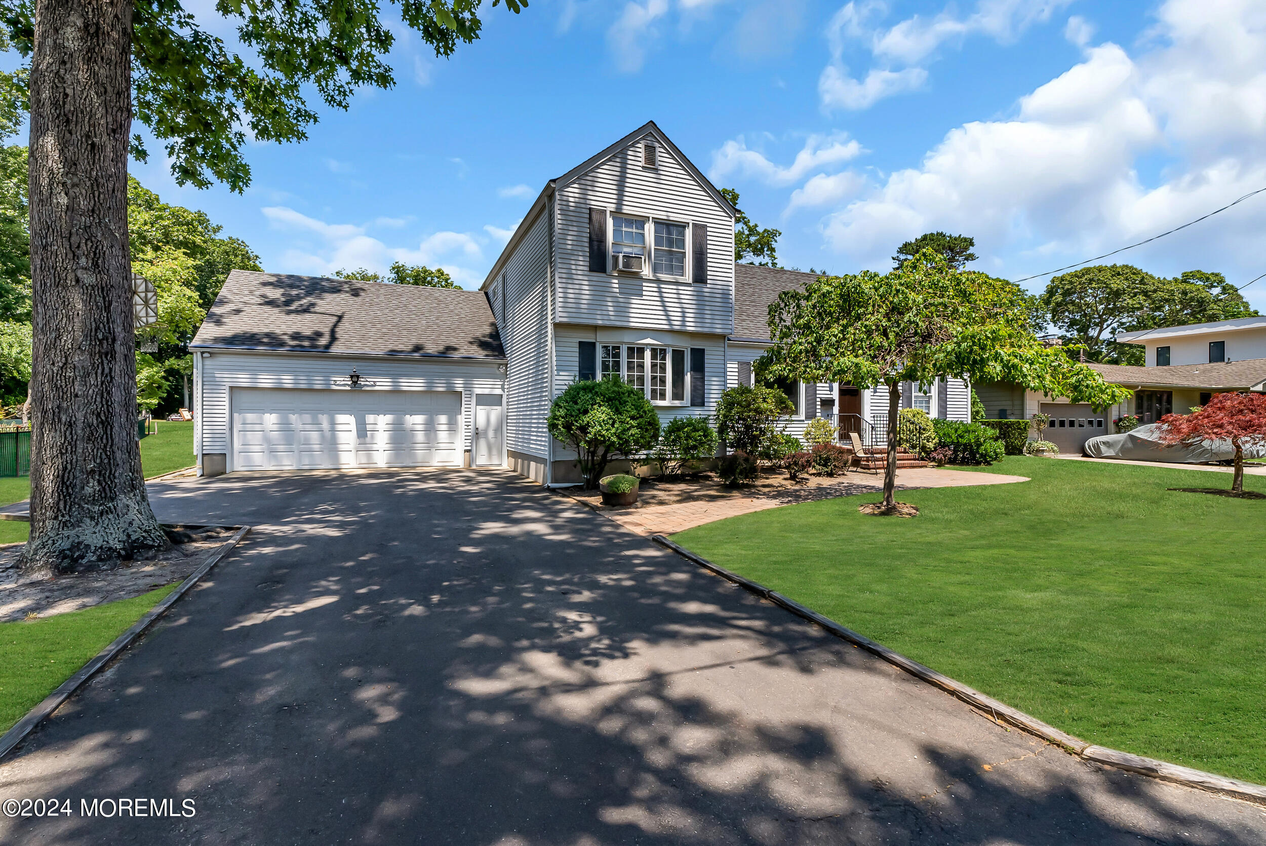 295 Jerome Avenue Oakhurst, NJ 07755 - Photo 32 of 34 007