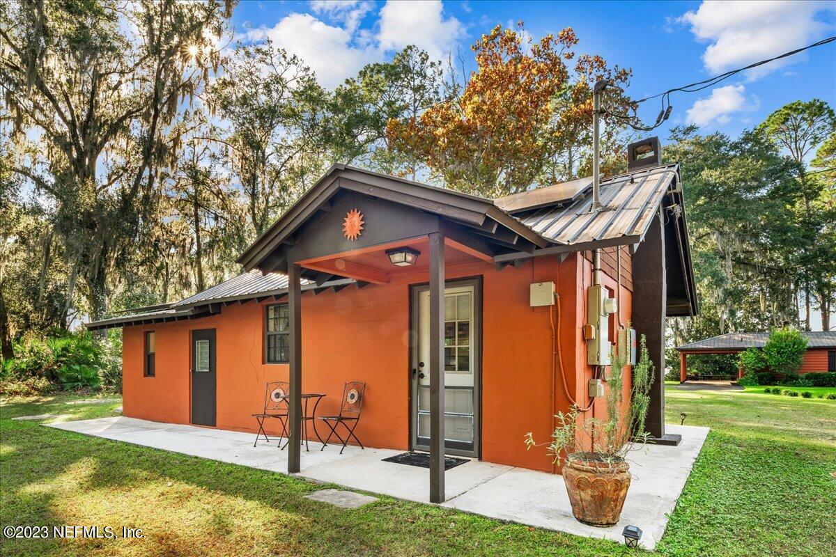 121 Peniel Church Road Palatka, FL 32177 - Photo 47 of 81 a front view of a house with garden