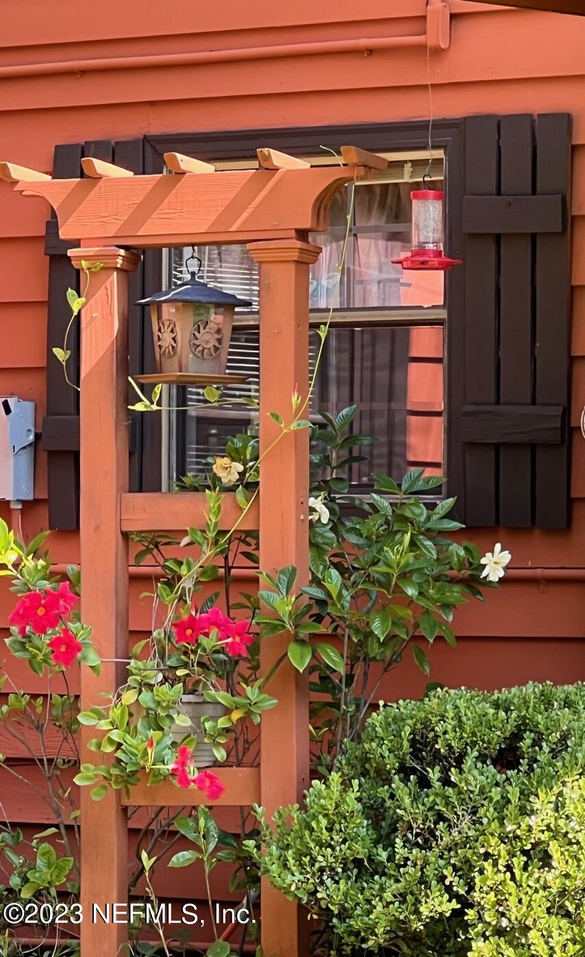 121 Peniel Church Road Palatka, FL 32177 - Photo 63 of 81 a store with flowers and wooden floor