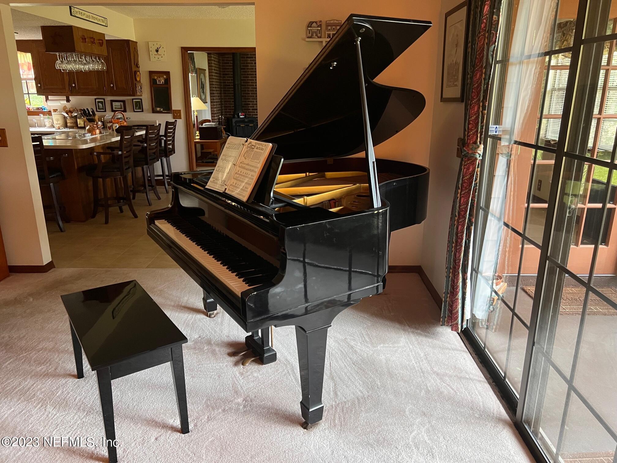 121 Peniel Church Road Palatka, FL 32177 - Photo 77 of 81 piano