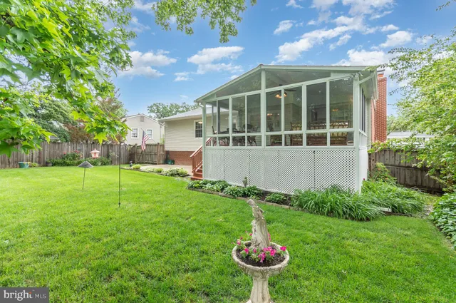 $799,000 | 3108 Battersea Lane, Alexandria, VA 22309