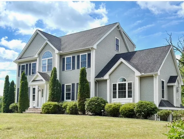 $1,200,000 | 1055 Salem Street, North Andover, MA 01845