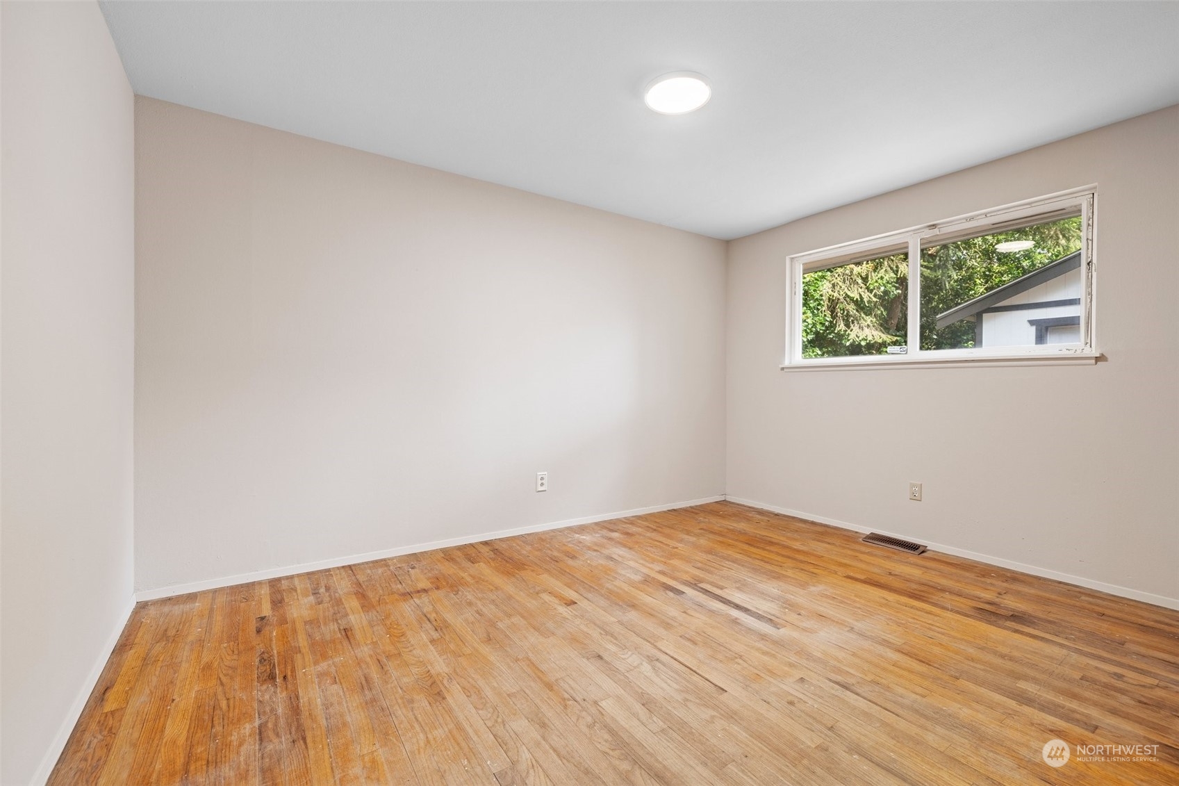 826 Southwest Dash Point Road Federal Way, WA 98023 - Photo 20 of 29 wooden floor in a room