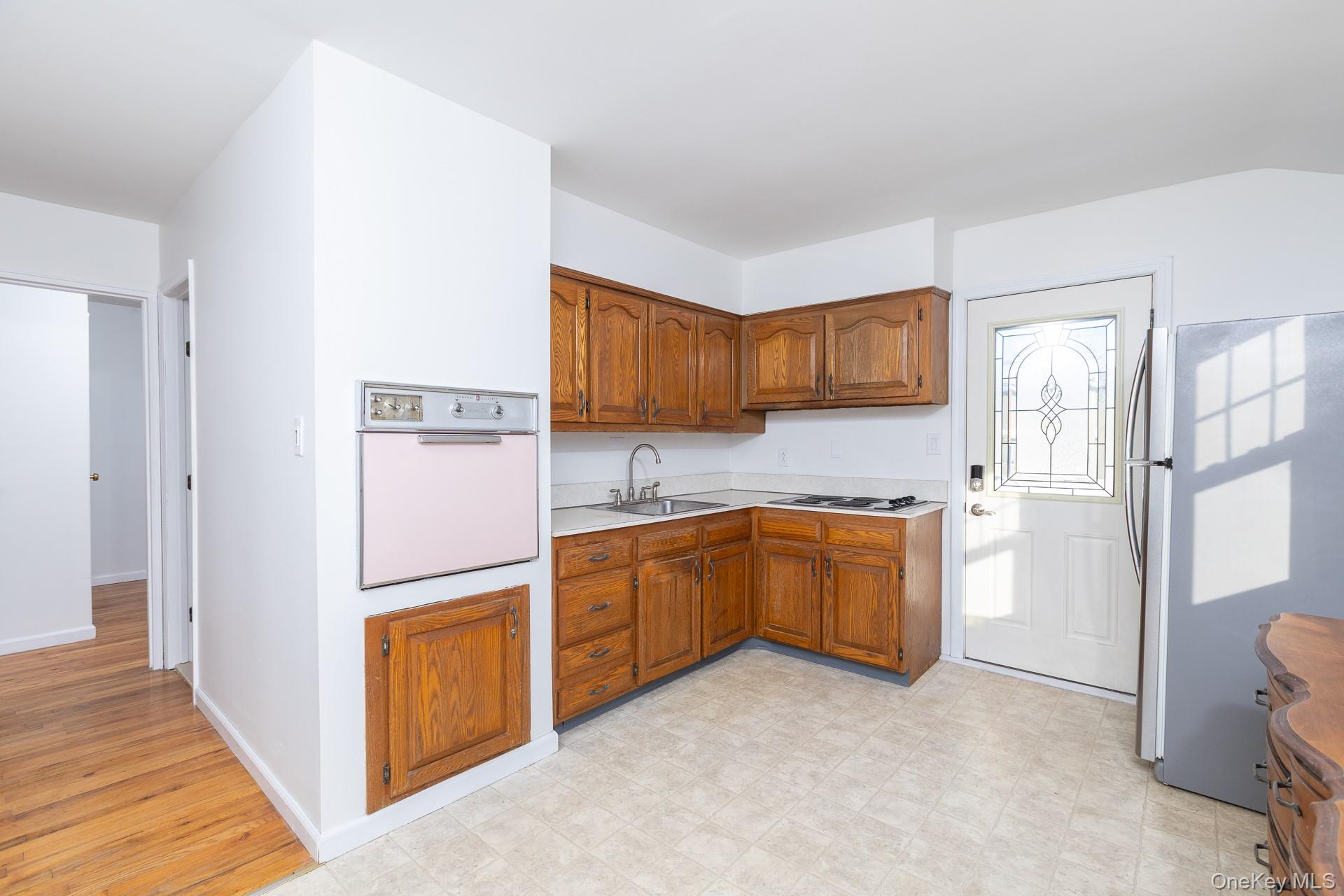 3 Exeter Road East Patchogue, NY 11772 - Photo 3 of 20