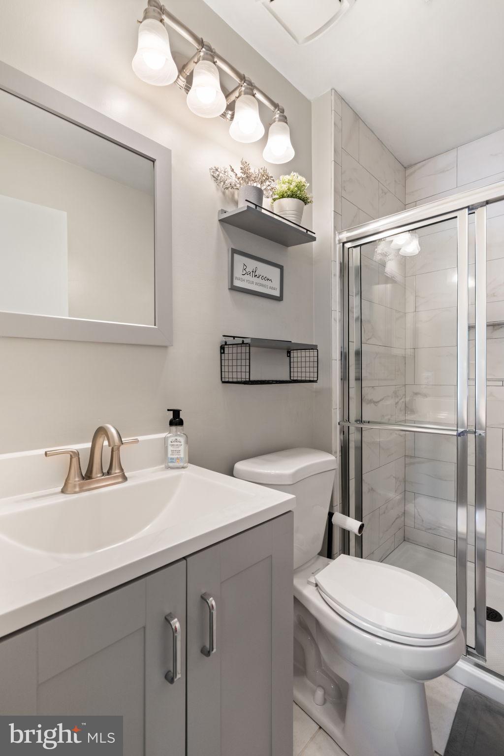 7932 Pebble Brook Court Springfield, VA 22153 - Photo 18 of 33 En-suite updated bathroom
