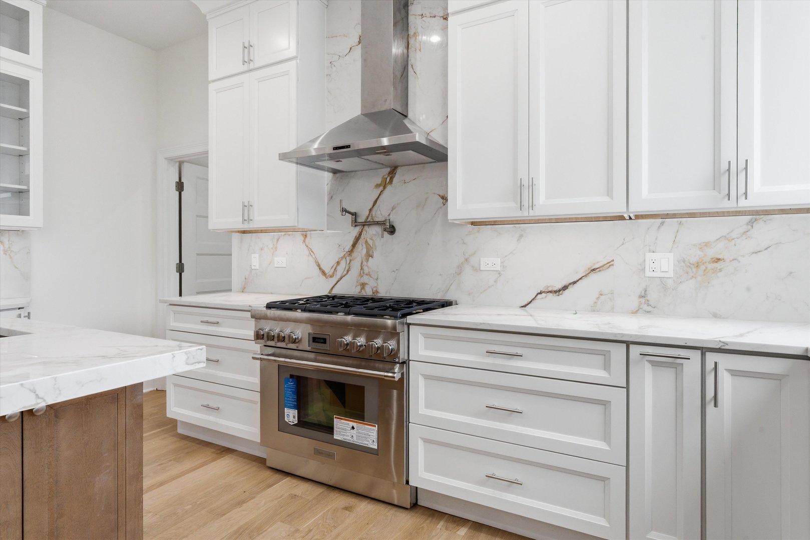 901 Elmdale Road Glenview, IL 60025 - Photo 9 of 65