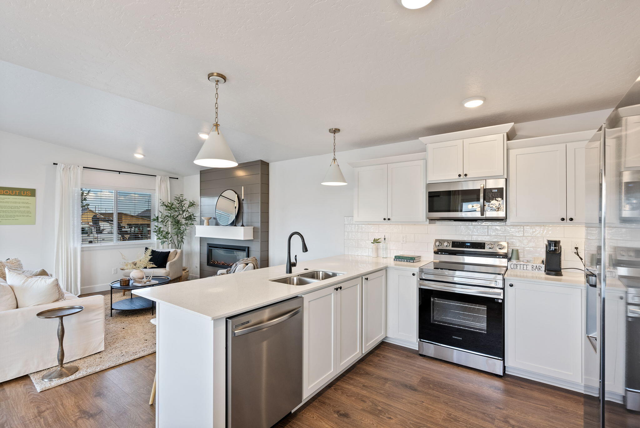 3960 Southwest Obsidian Place, Unit 141 Redmond, OR 97756 - Photo 13 of 28 Sample Photo