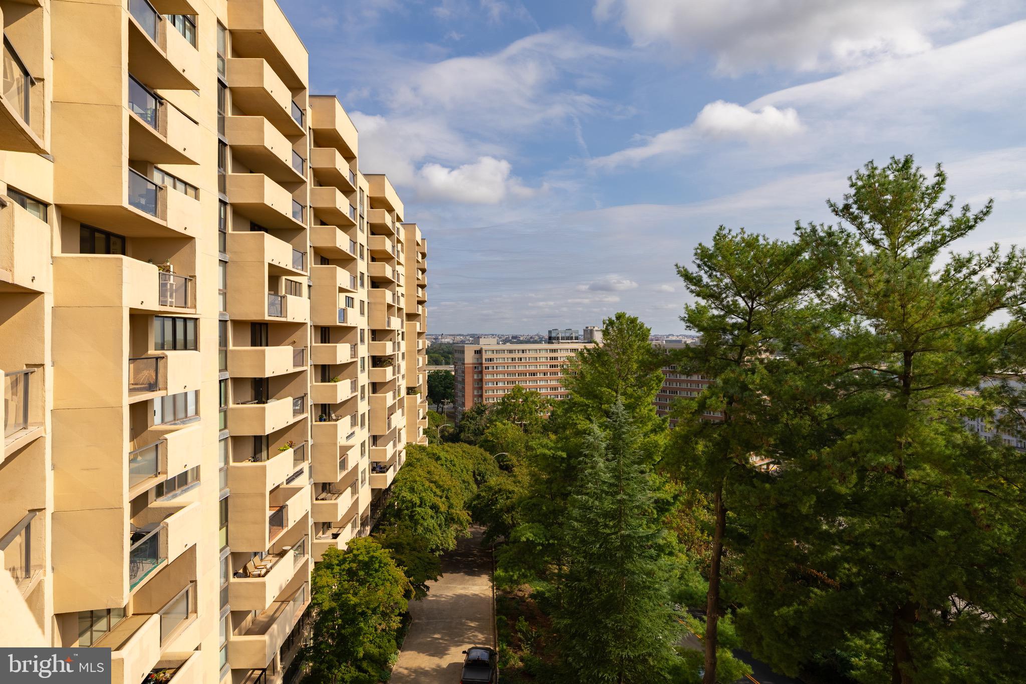 1101 South Arlington Ridge Road, Unit 704 Arlington, VA 22202 - Photo 17 of 70 view of a building