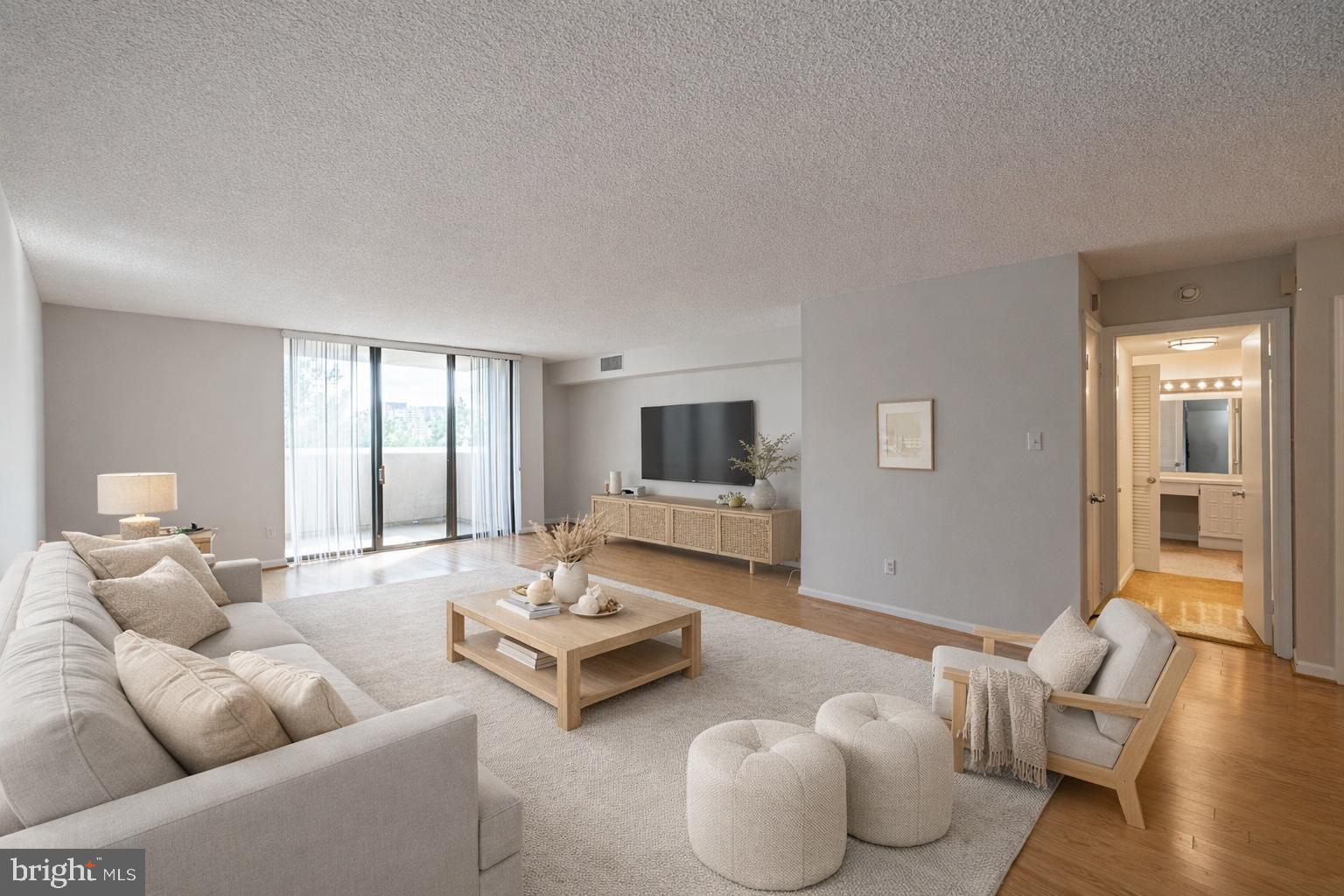 1101 South Arlington Ridge Road, Unit 704 Arlington, VA 22202 - Photo 28 of 70 Virtually Staged