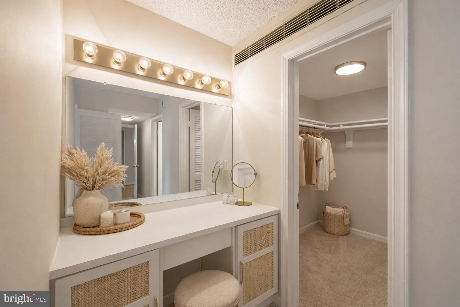 1101 South Arlington Ridge Road, Unit 704 Arlington, VA 22202 - Photo 50 of 70