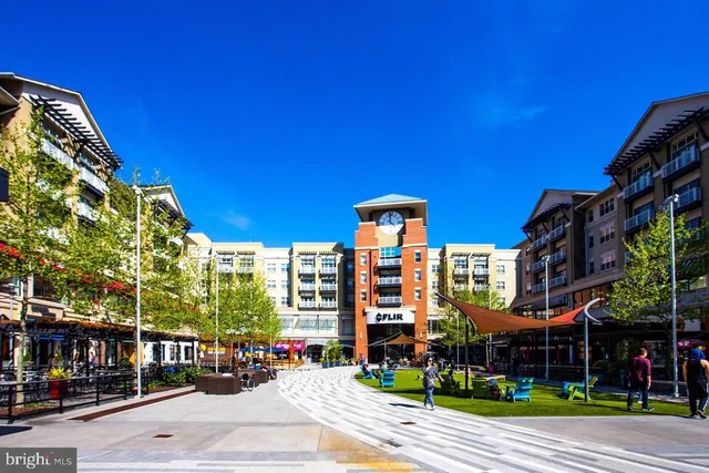 $618,000 | 1101 South Arlington Ridge Road, Unit 704, Arlington, VA 22202