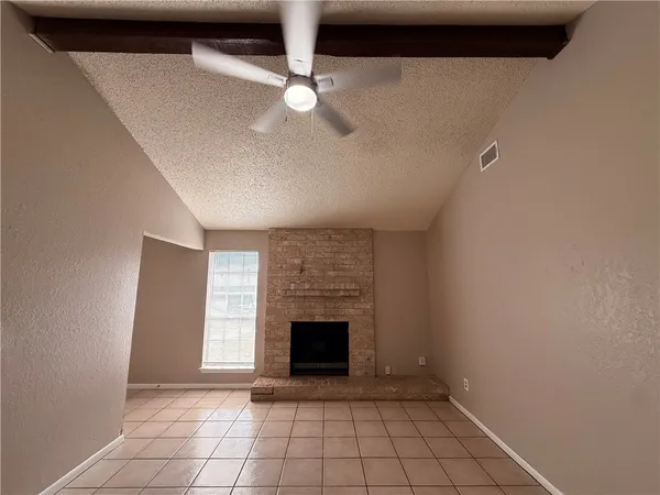 $1,200 | 5018 Wingfoot Lane, Unit A, Corpus Christi, TX 78413