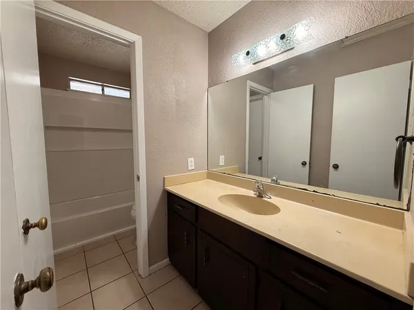 $1,200 | 5018 Wingfoot Lane, Unit A, Corpus Christi, TX 78413