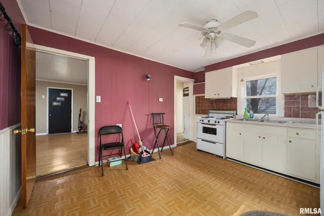 $71,900 | 316 North Locust Street, Tremont, IL 61568