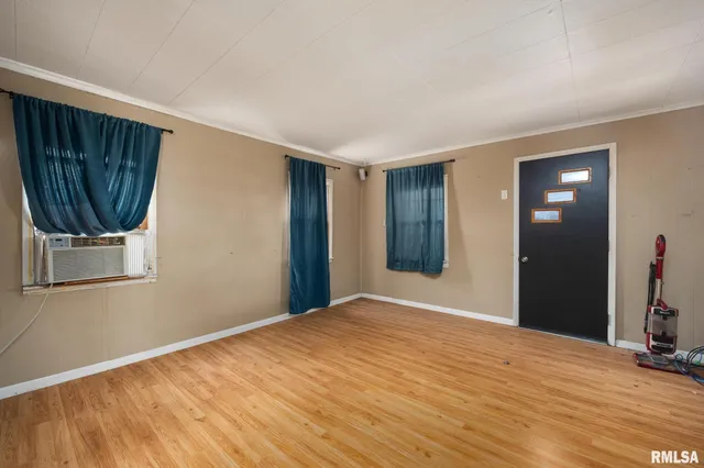 $71,900 | 316 North Locust Street, Tremont, IL 61568