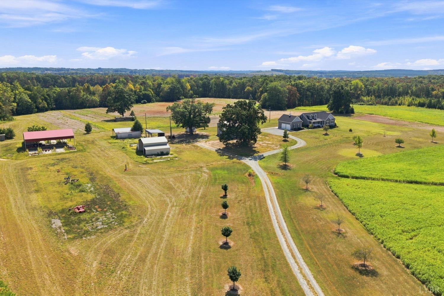 1436 Farmers Road Gretna, VA 24557 - Photo 4 of 56 Gallery Image 4