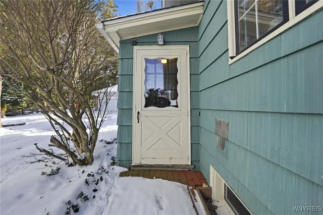 $329,900 | 75 Potter Avenue, Orchard Park, NY 14127