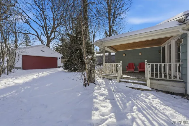 $329,900 | 75 Potter Avenue, Orchard Park, NY 14127